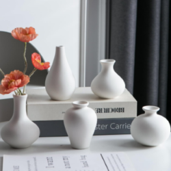 Ceramic Bud Vase Matte
